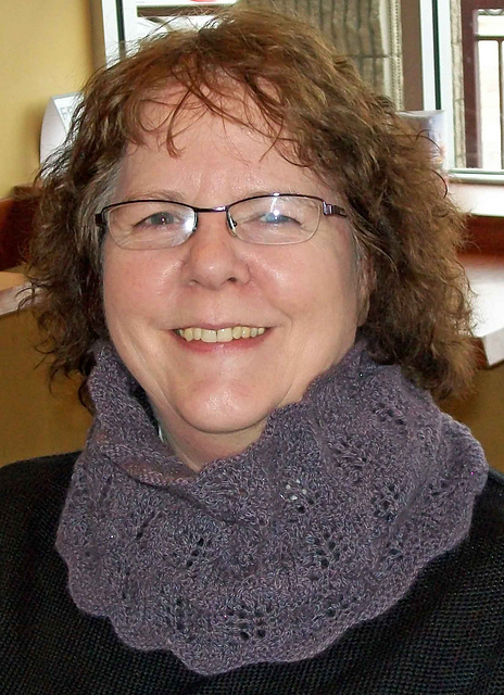 Crest of the Wave Cowl