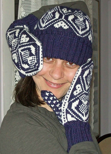 Thistle Hat and Mitten Set