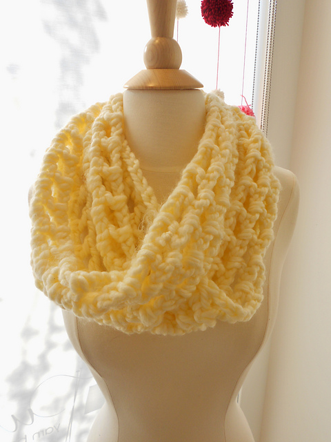 Loopy Cowl