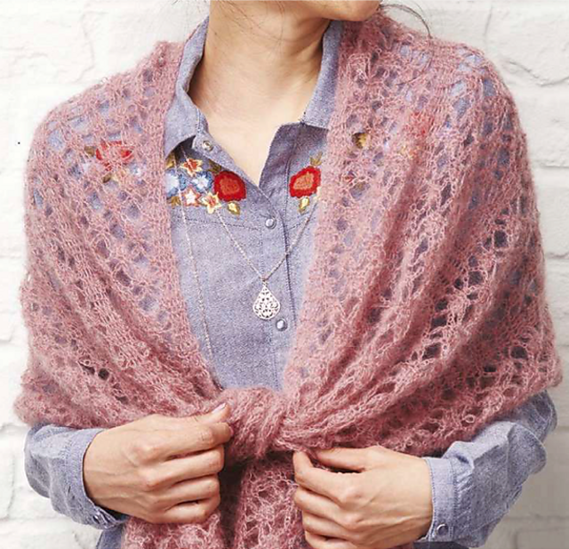 Do the foxtrot shawl