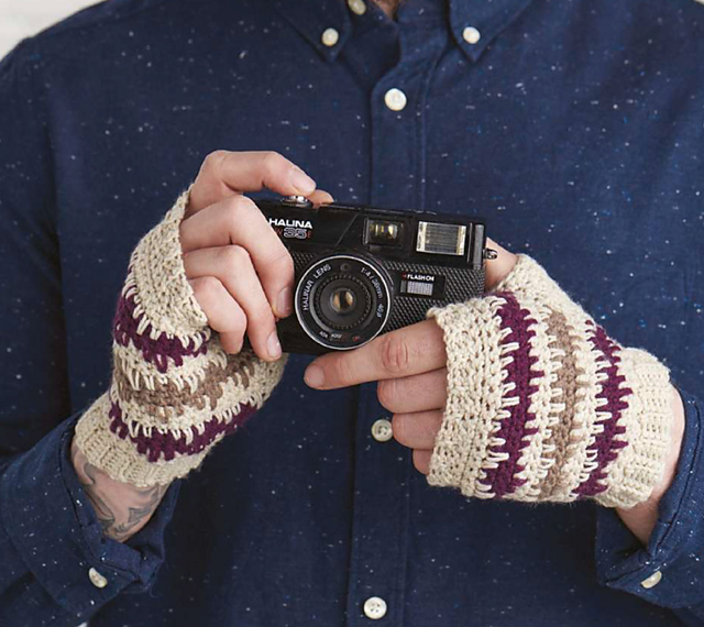 Spike Stitch Mitts