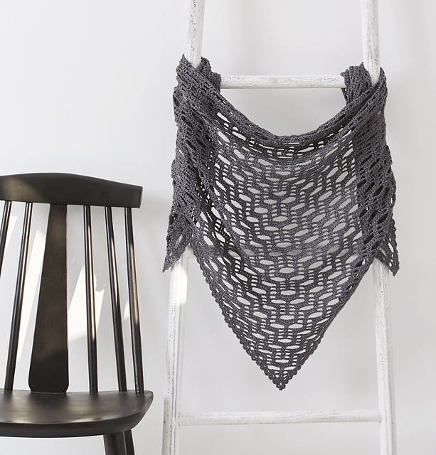 Geometric shawl
