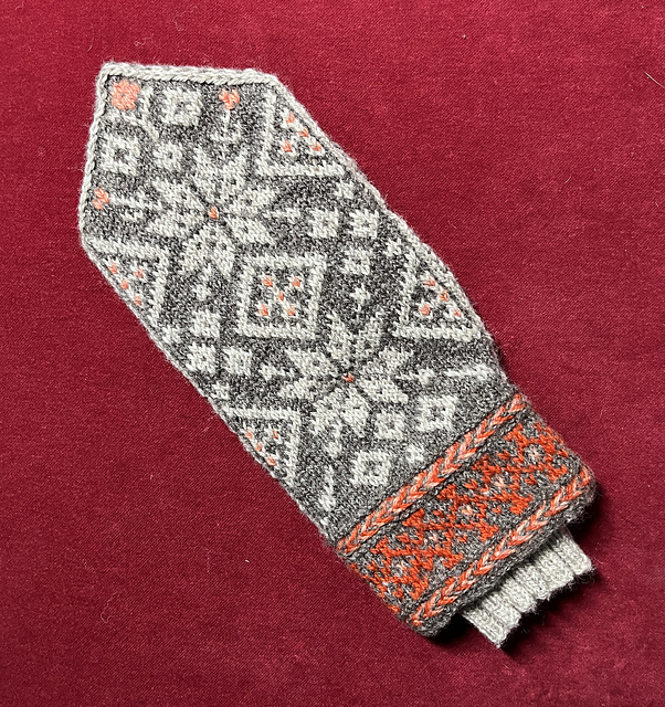 Brookline Selbu Mittens