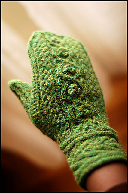 #03 Green Autumn (Druid Mittens)