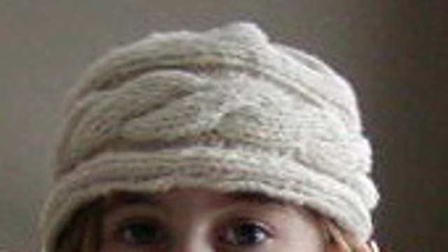 Cabled Yurt Hat