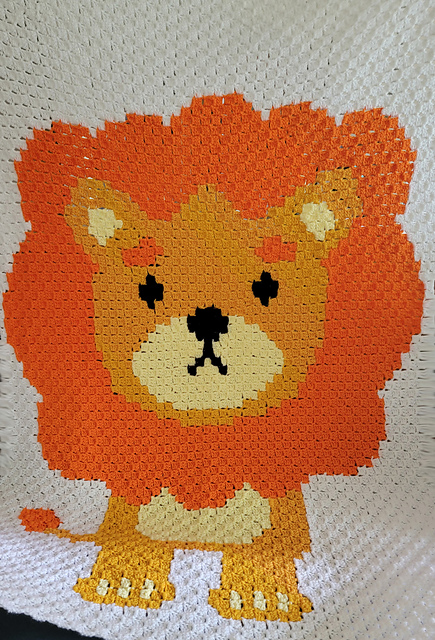 Baby Lion C2C Throw