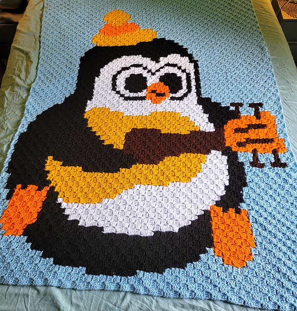 Penguin C2C Throw