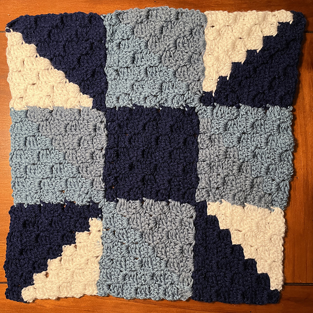 Crochet C2C – Calico Puzzle Quilt Block