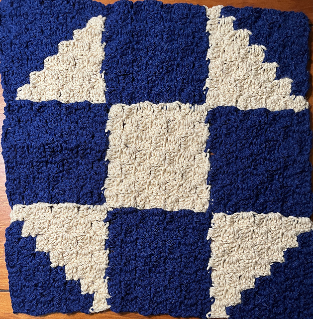 Crochet C2C – Shoofly Quilt Block