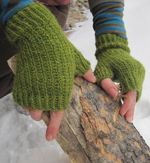 Woven Rib Fingerless Gloves