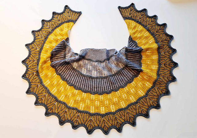 Klara shawl