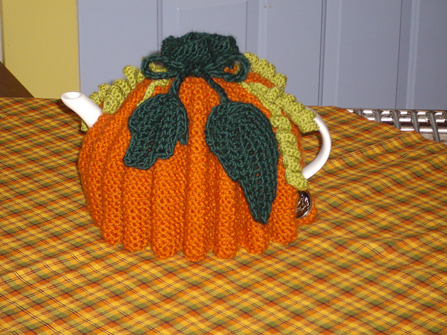 #30 Pumpkin Tea Cozy