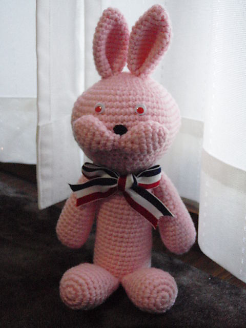 Ravelry: The Naughty Rabbit(いたずらっ子ウサちゃん） pattern by