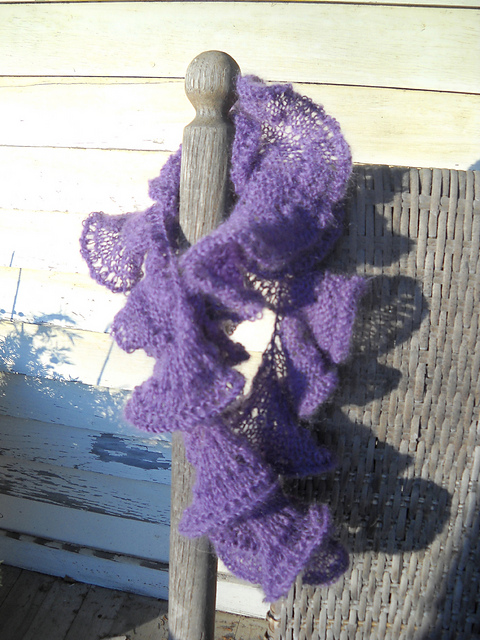 Ruffles Scarf