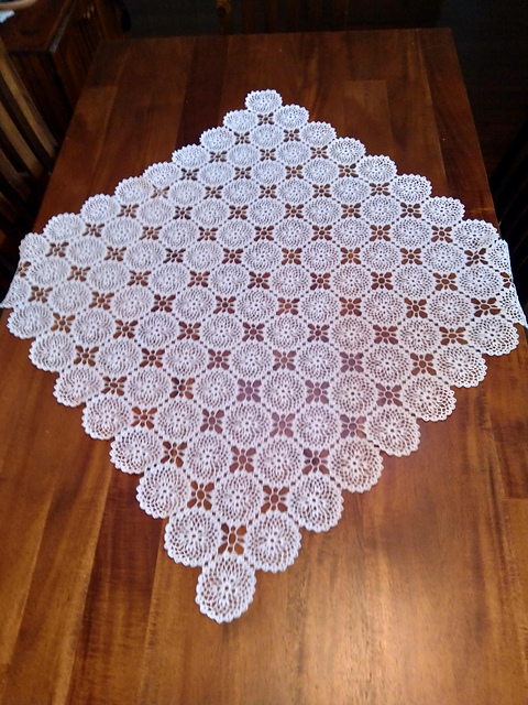 Spinning Wheel Tablecloth #7148