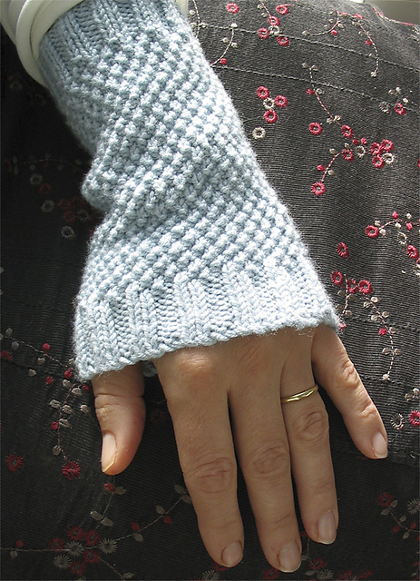 Winter Woolies Wristwarmers