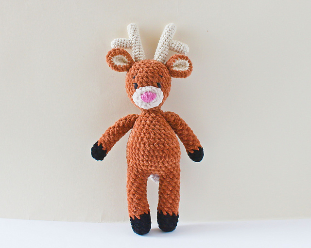 Amigurumi Deer Plushie