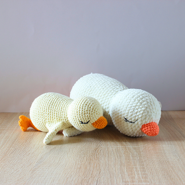 Amigurumi duckling