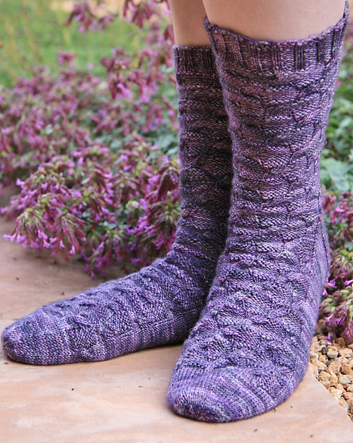 Cable Check Socks