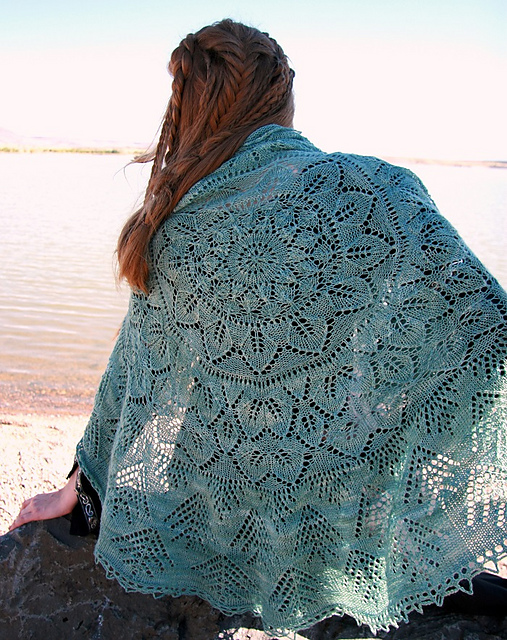 Isolde Shawl