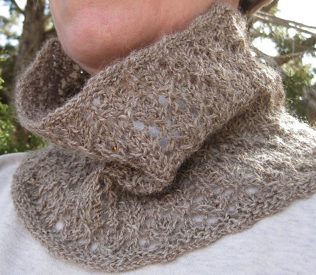 Arachne Cowl