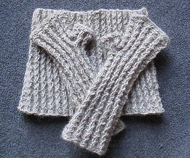 Mini-Rib Neck Gaiter and Mitts