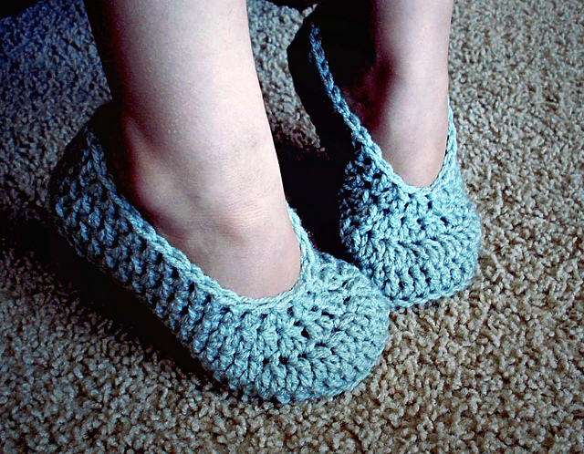 Simple Child Slippers