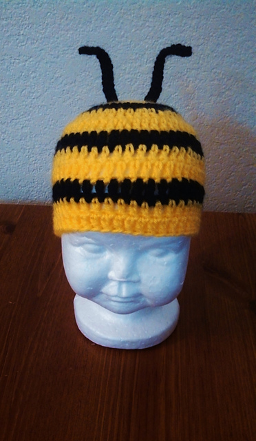 Bee Beanies