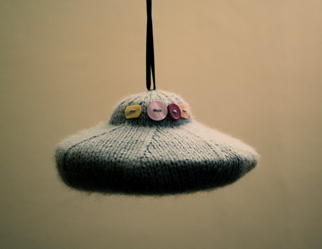 UFO (Flying Saucer)