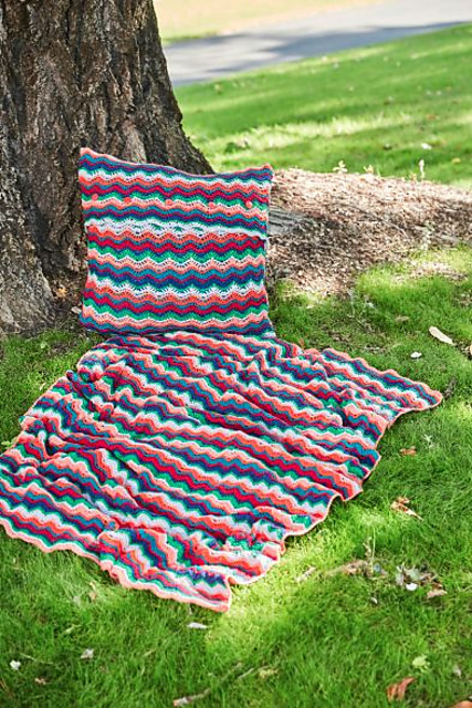 PT 8569 Crochet Blanket and Cushion
