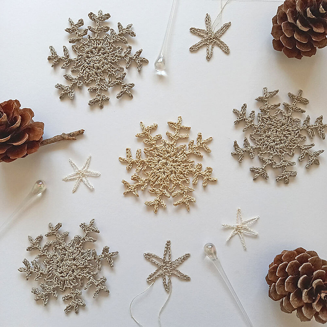 Christmas Snowflake Decoration