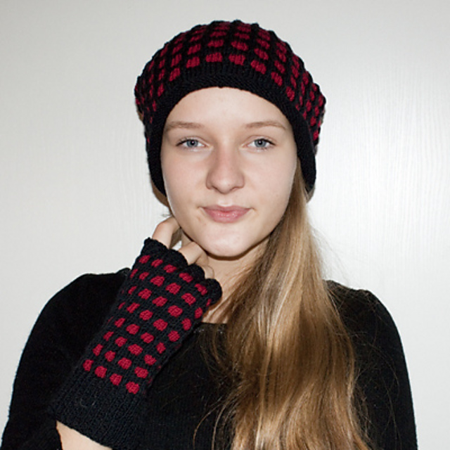 Maria pulse warmers and hat