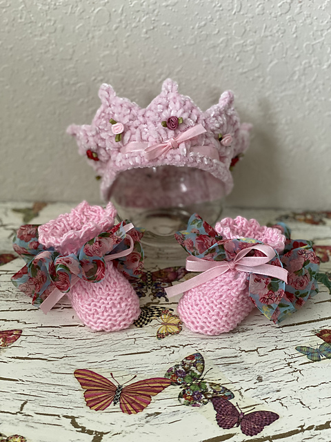 Princess set  Crown & booties