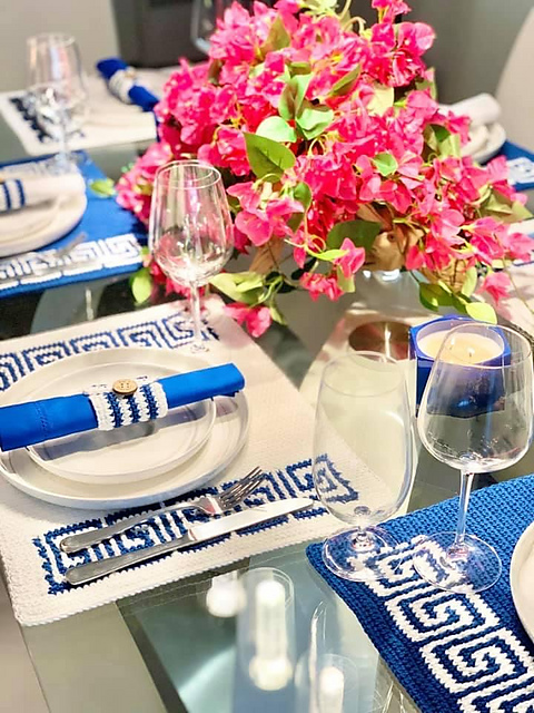 Santorini table set