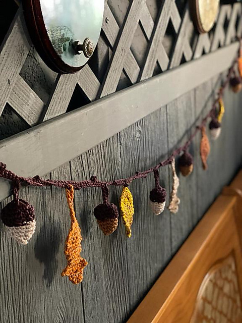 Spiced Garland