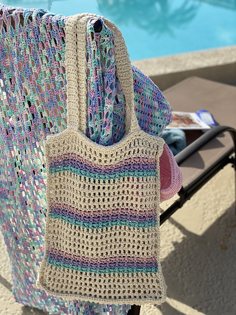 Striped tote