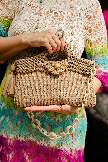 Cappuccino clutch