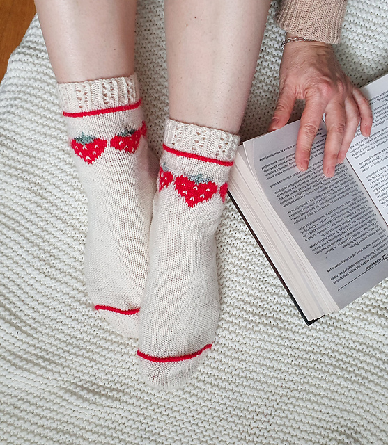 Strawberry ornament socks