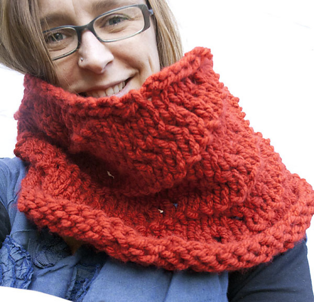 Infinity Cowl
