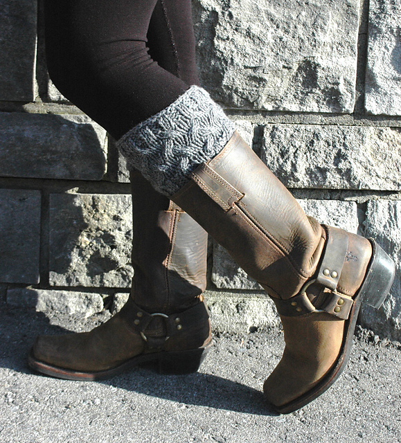 Cabled Calf Warmers