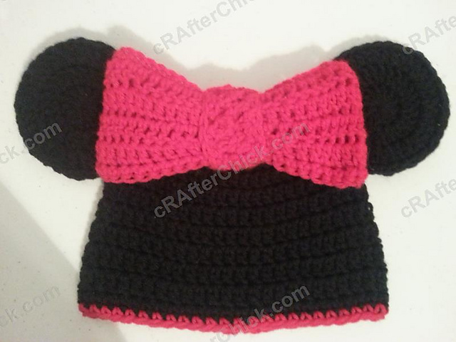 Minnie Mouse Oversized Ears and Bow Beanie