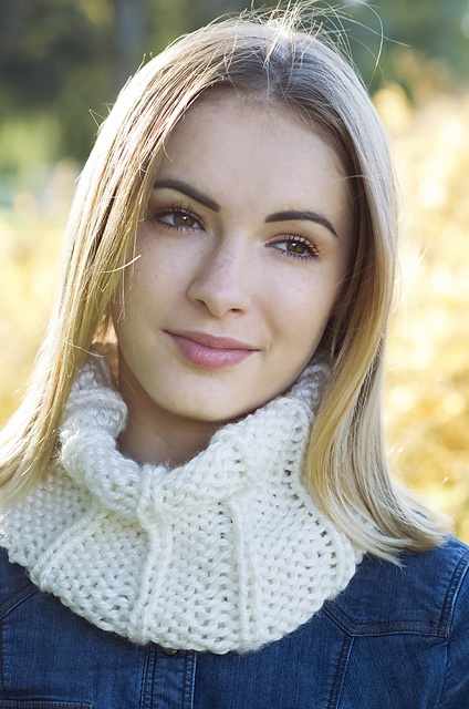 Stay Curious Cowl