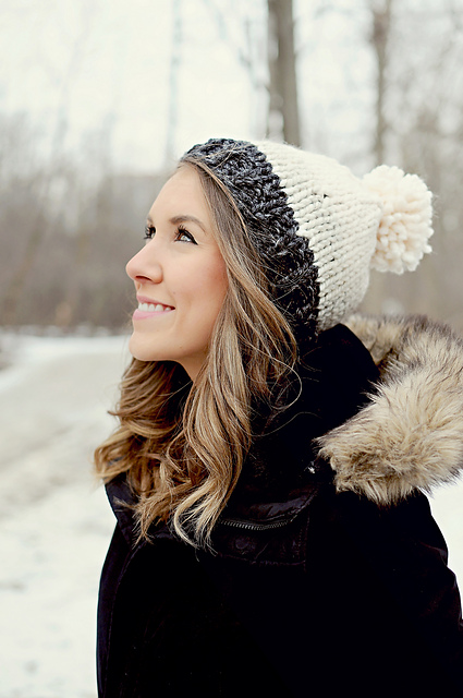 Fade Away Pom Pom Hat