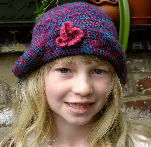 Hat with crochet motif