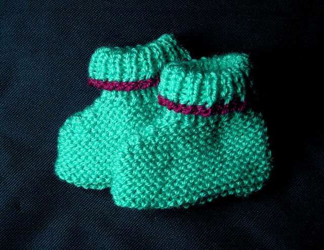 Simple Baby Bootees
