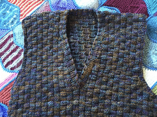 Man's 8 ply classic vest