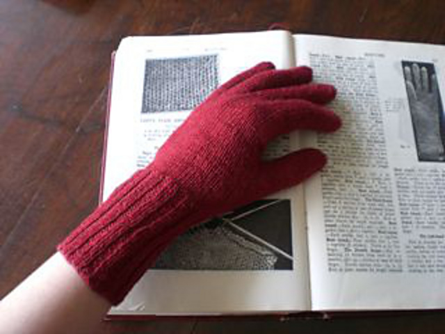 Lady's Plain Knitted Gloves