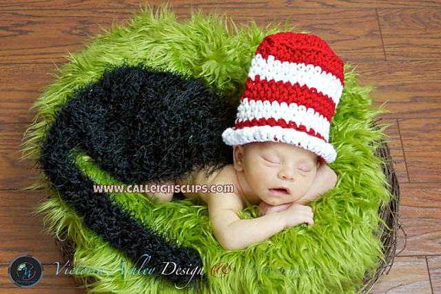 Kitty in a Striped Hat