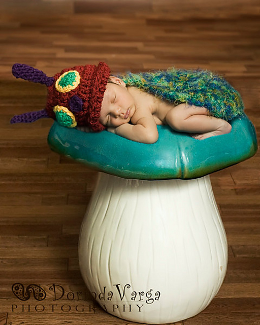 Caterpillar Cape Set - newborn photography prop