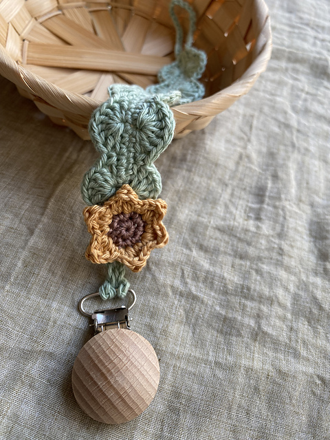 Sunflower Pacifier Clip